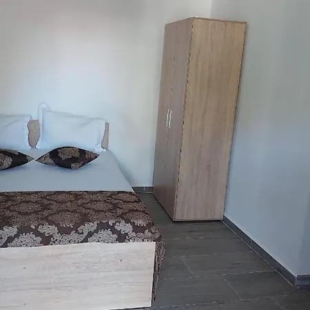 Guest house Ionela 3*